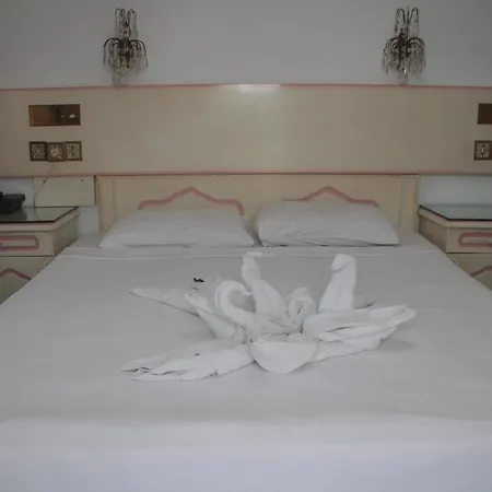 Larissa Mare Beldibi (Kemer)