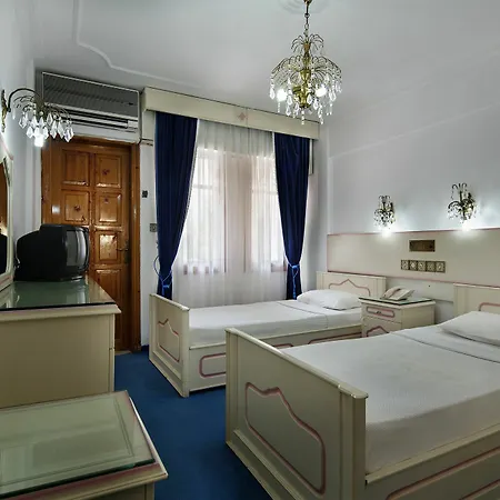 Larissa Mare Resort 4*