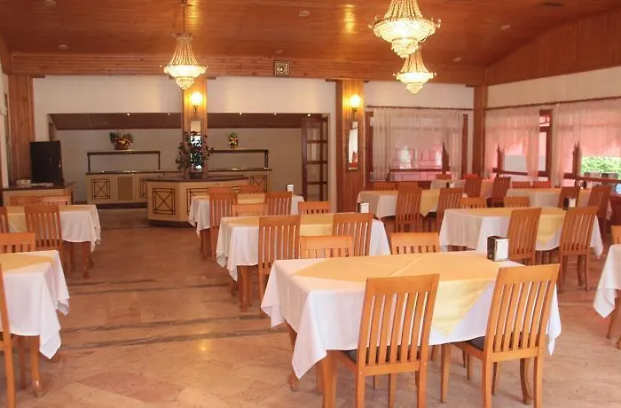 Larissa Mare 4* Beldibi (Kemer)