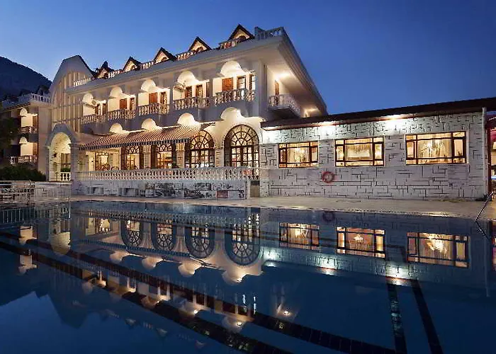 Larissa Mare 4* Beldibi (Kemer)