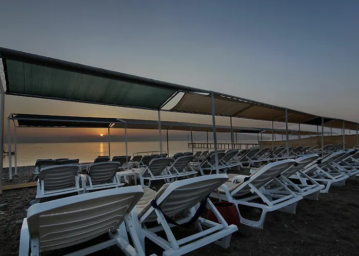 Larissa Mare Resort 4*