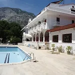 Üdülőközpont Larissa Mare Beldibi