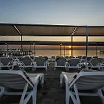 Larissa Mare Üdülőközpont 4*